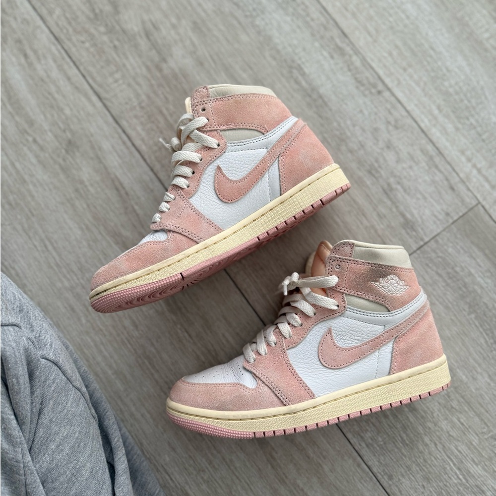 Jordan 1 washed pink